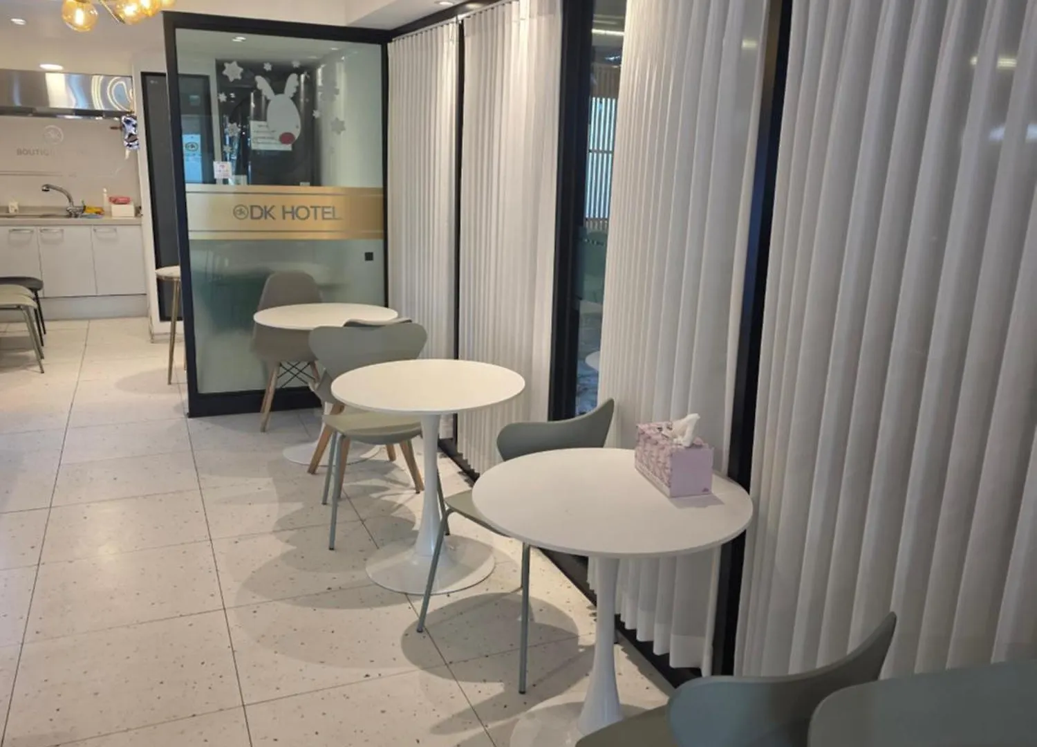 Dk Hotel Incheon 3*,